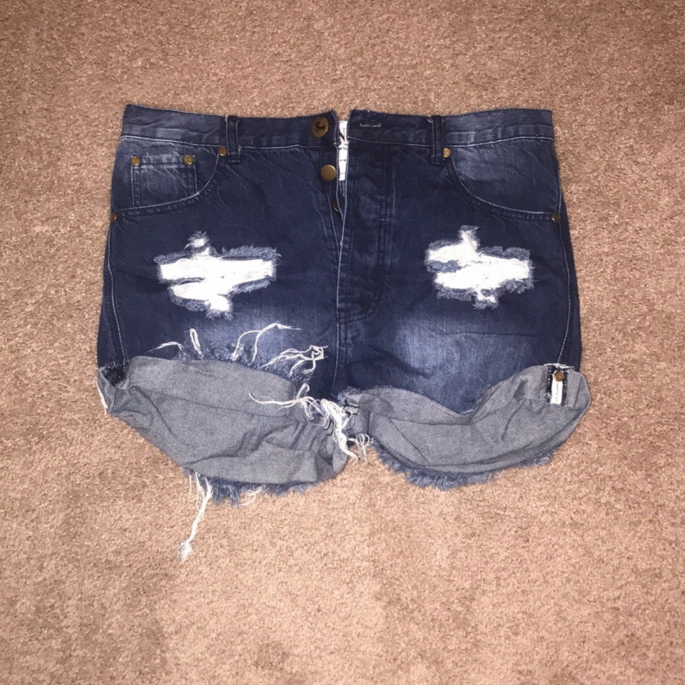 Only worn once One Teaspoon Outlaw Shorts